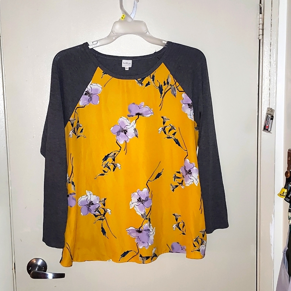 Kayleigh Floral and Grey Long Sleeve, Size 1X, EEUC